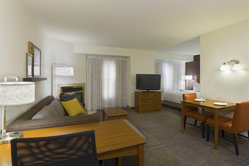 Hilton Garden Inn Atlanta North/Alpharetta Eksteriør billede