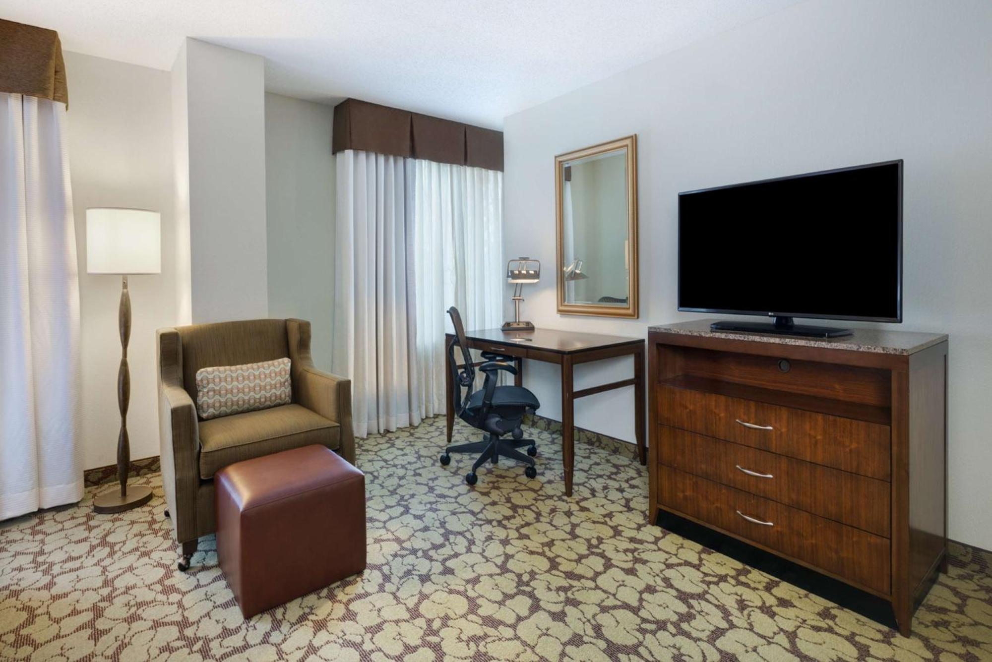 Hilton Garden Inn Atlanta North/Alpharetta Eksteriør billede