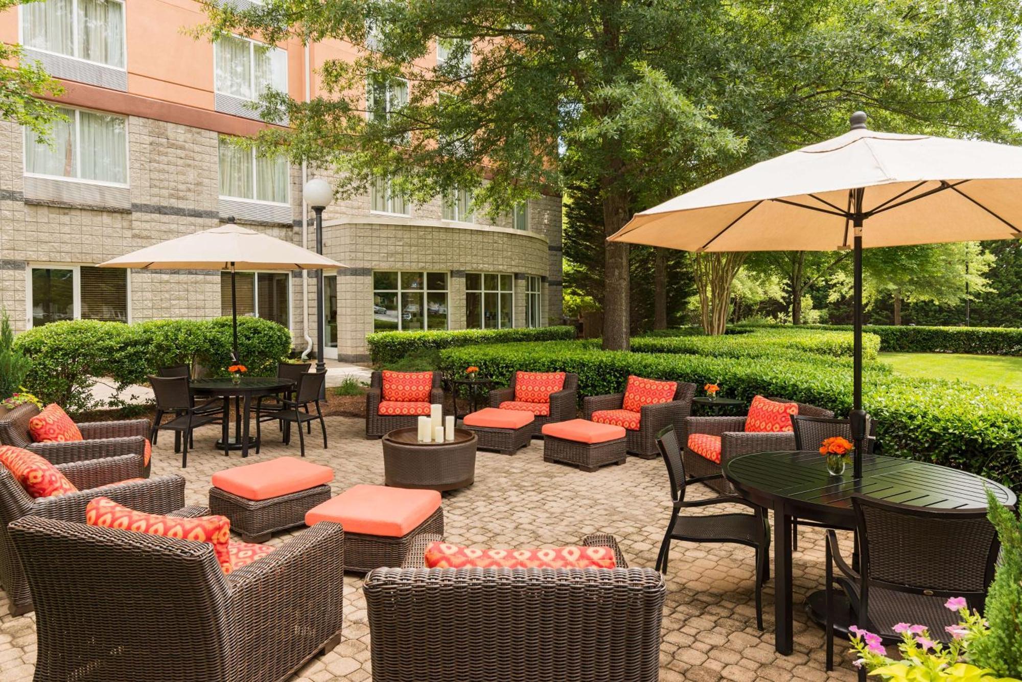 Hilton Garden Inn Atlanta North/Alpharetta Eksteriør billede