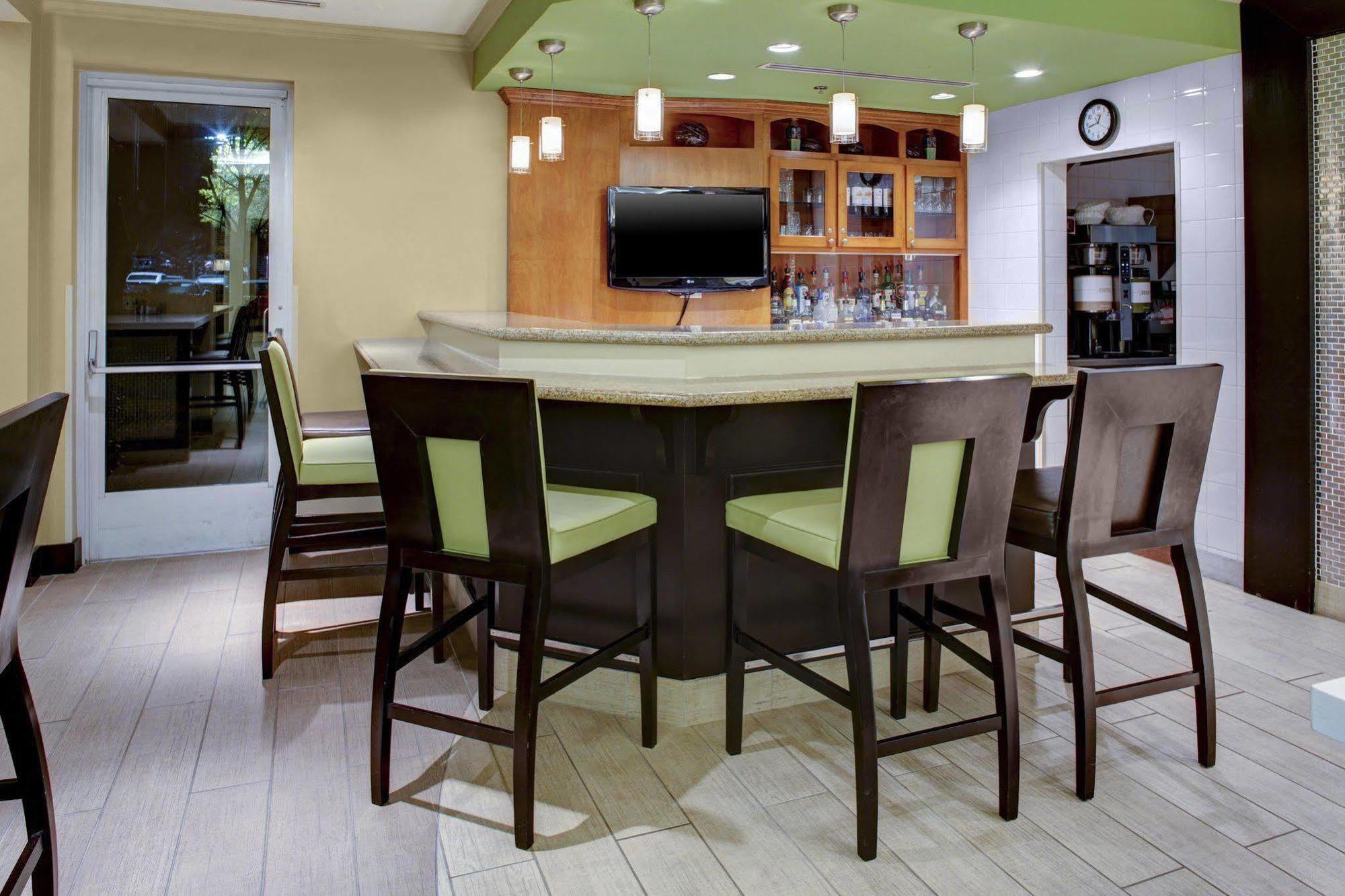 Hilton Garden Inn Atlanta North/Alpharetta Eksteriør billede